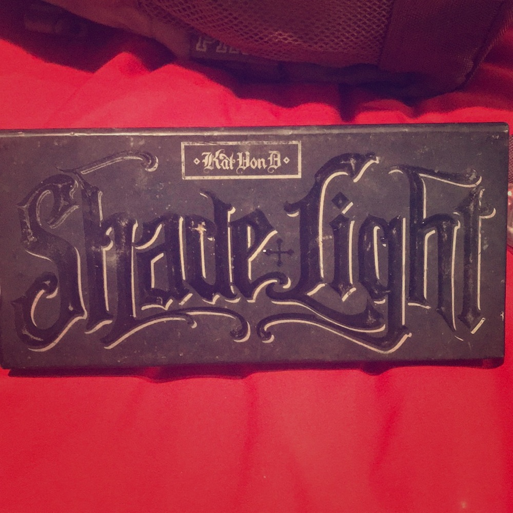 Pre-loved Shade +Light